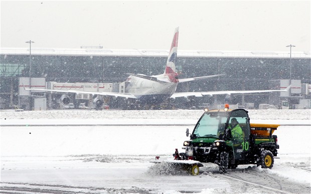 heathrow-snow-dela_2456037b[1]
