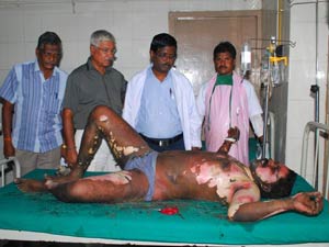 04-mani-immolation-rajapaksa-300[2]