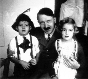 hitlerDM_468x422[1]