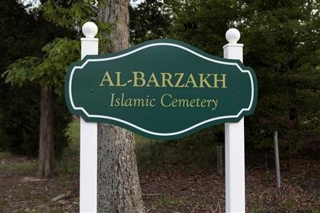 2013-05-10T232955Z_1_CBRE9491T9Y00_RTROPTP_2_USA-EXPLOSIONS-BOSTON-BODY[1]