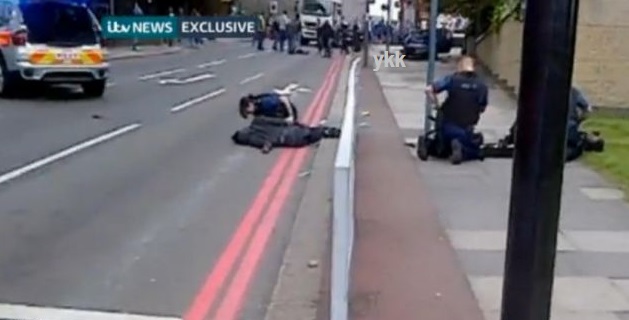 article-2329236-19F0F08D000005DC-926_634x340[1]