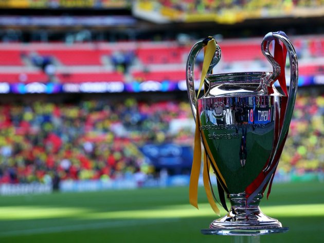 champions-league-trophy-borussia-dortmund-bayern-munich_2950260[1]