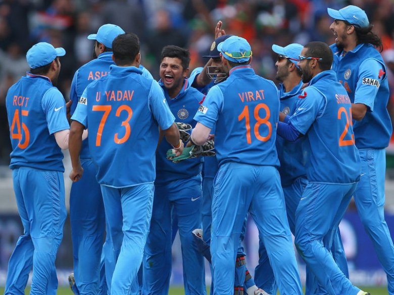 India-Champions-Trophy-celeb_2963047[1]