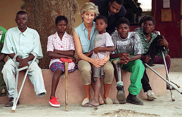 620-PrincessDiana-022713-jpg_23244320130228101459[1]