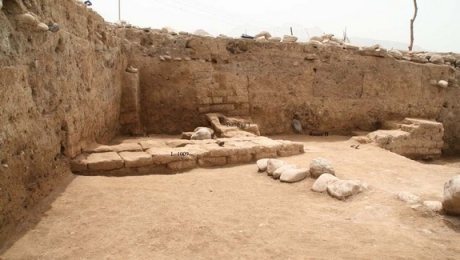 beneath_mound_iraq_002[1]